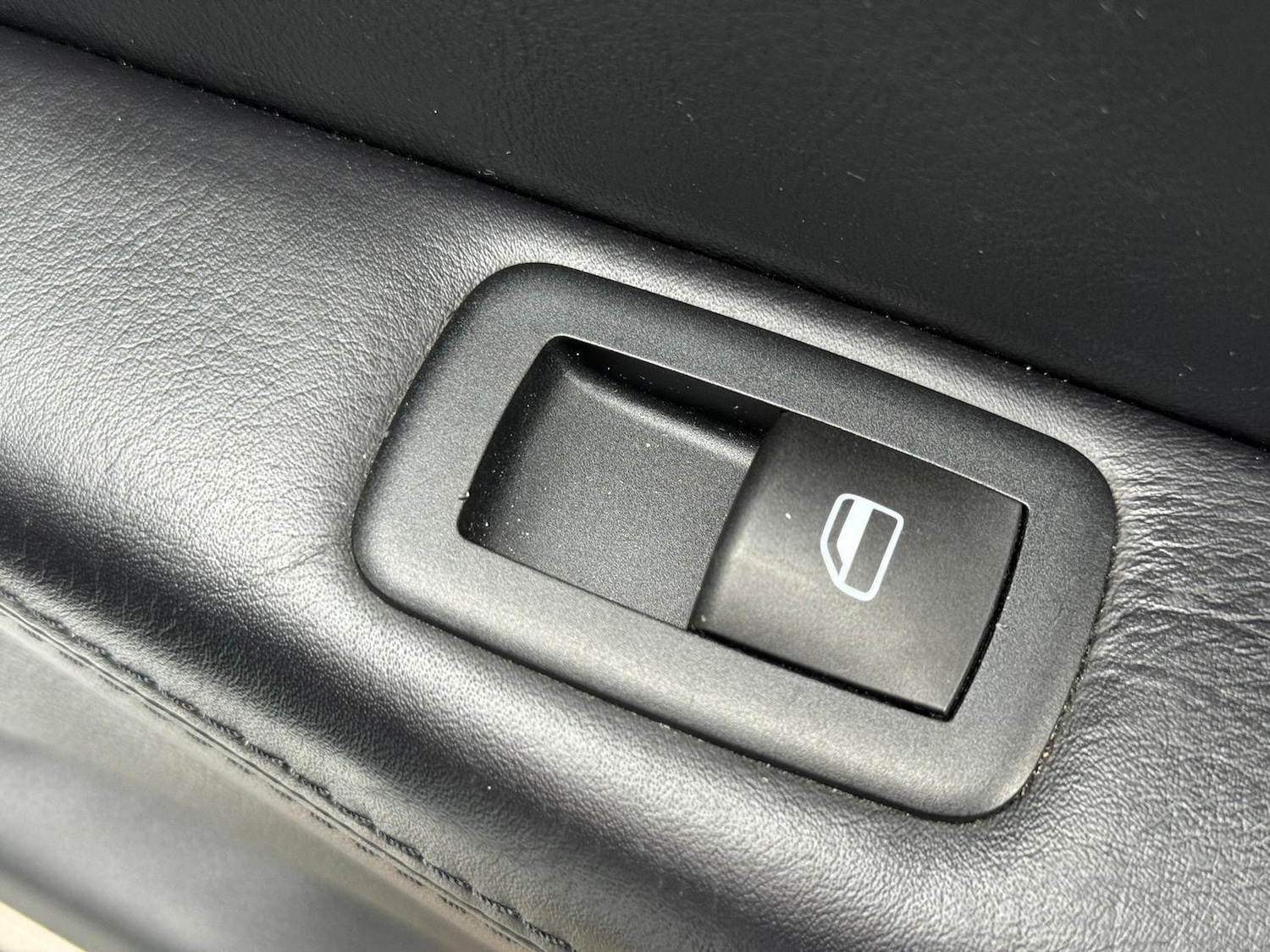 Used Jeep Grand Cherokee 2017 for sale - 77722518: Photo 32