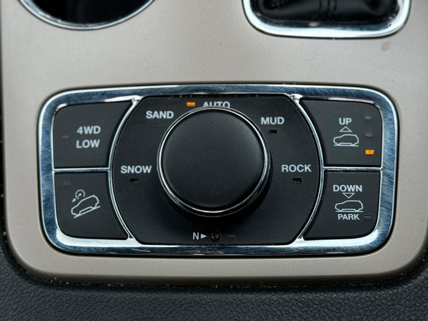 Used Jeep Grand Cherokee 2017 for sale - 77722518: Photo 40