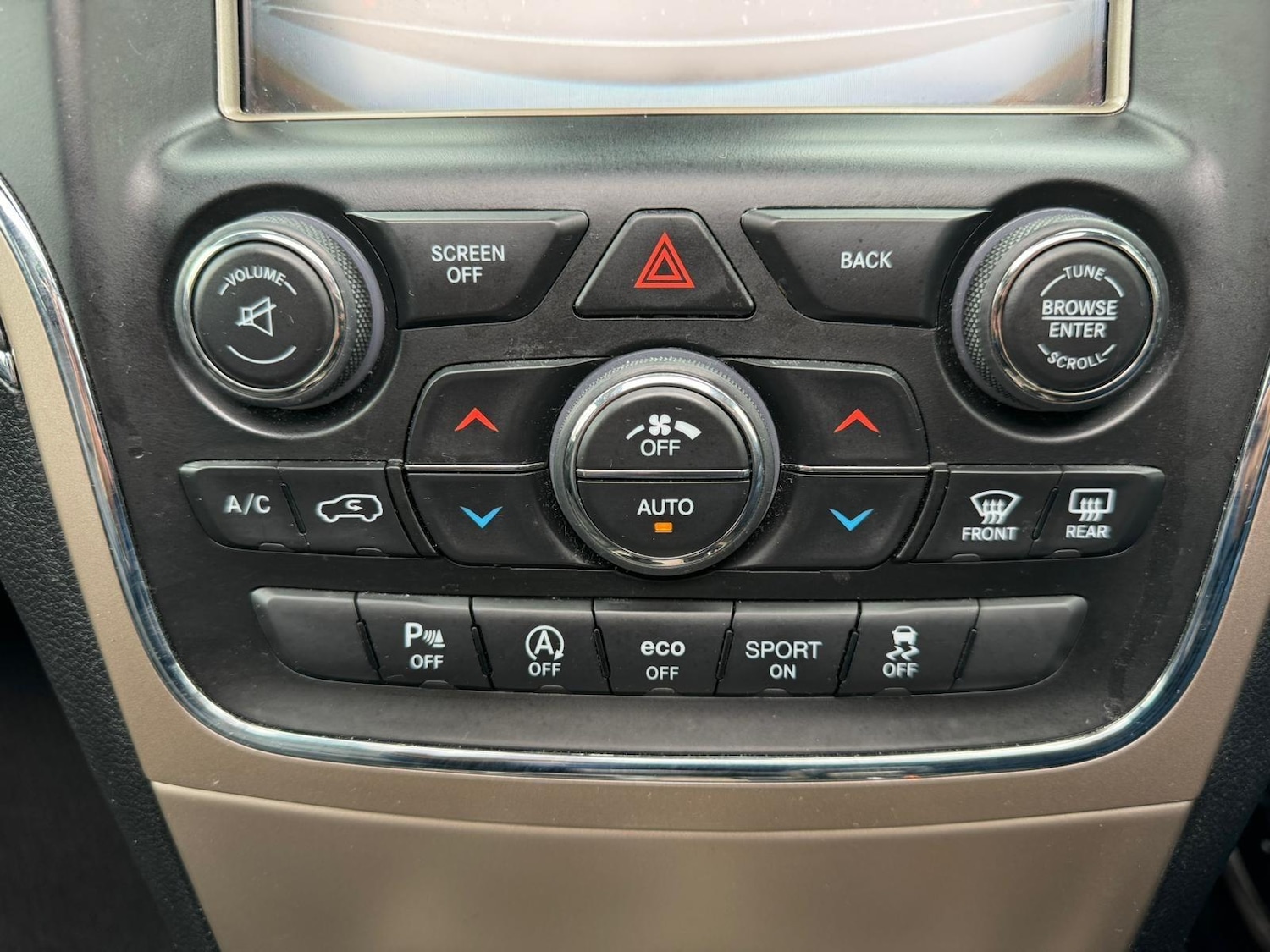 Used Jeep Grand Cherokee 2017 for sale - 77722518: Photo 43