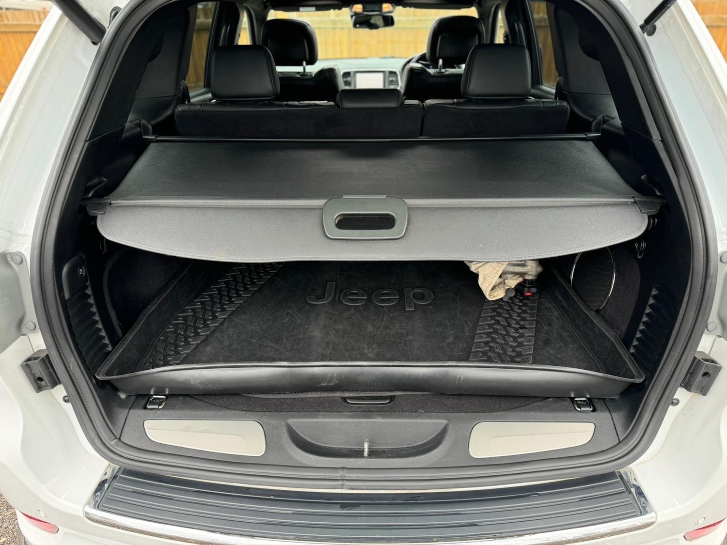 Used Jeep Grand Cherokee 2017 for sale - 77722518: Photo 54