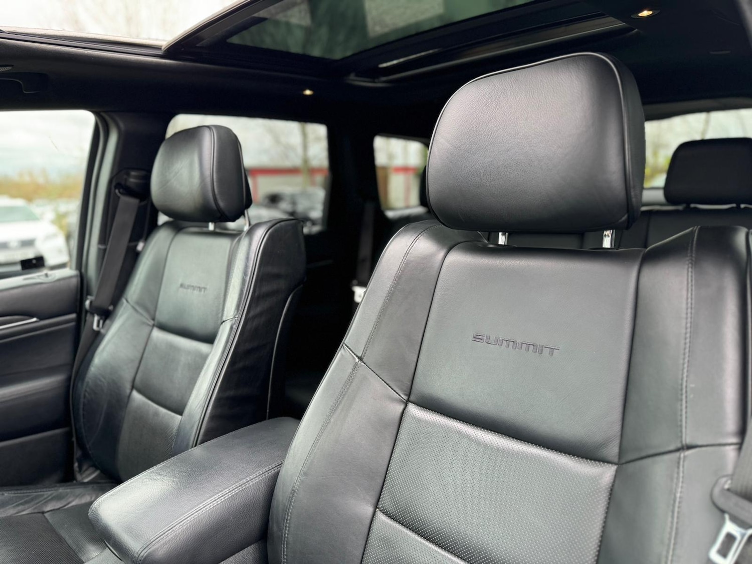 Used Jeep Grand Cherokee 2017 for sale - 77722518: Photo 59