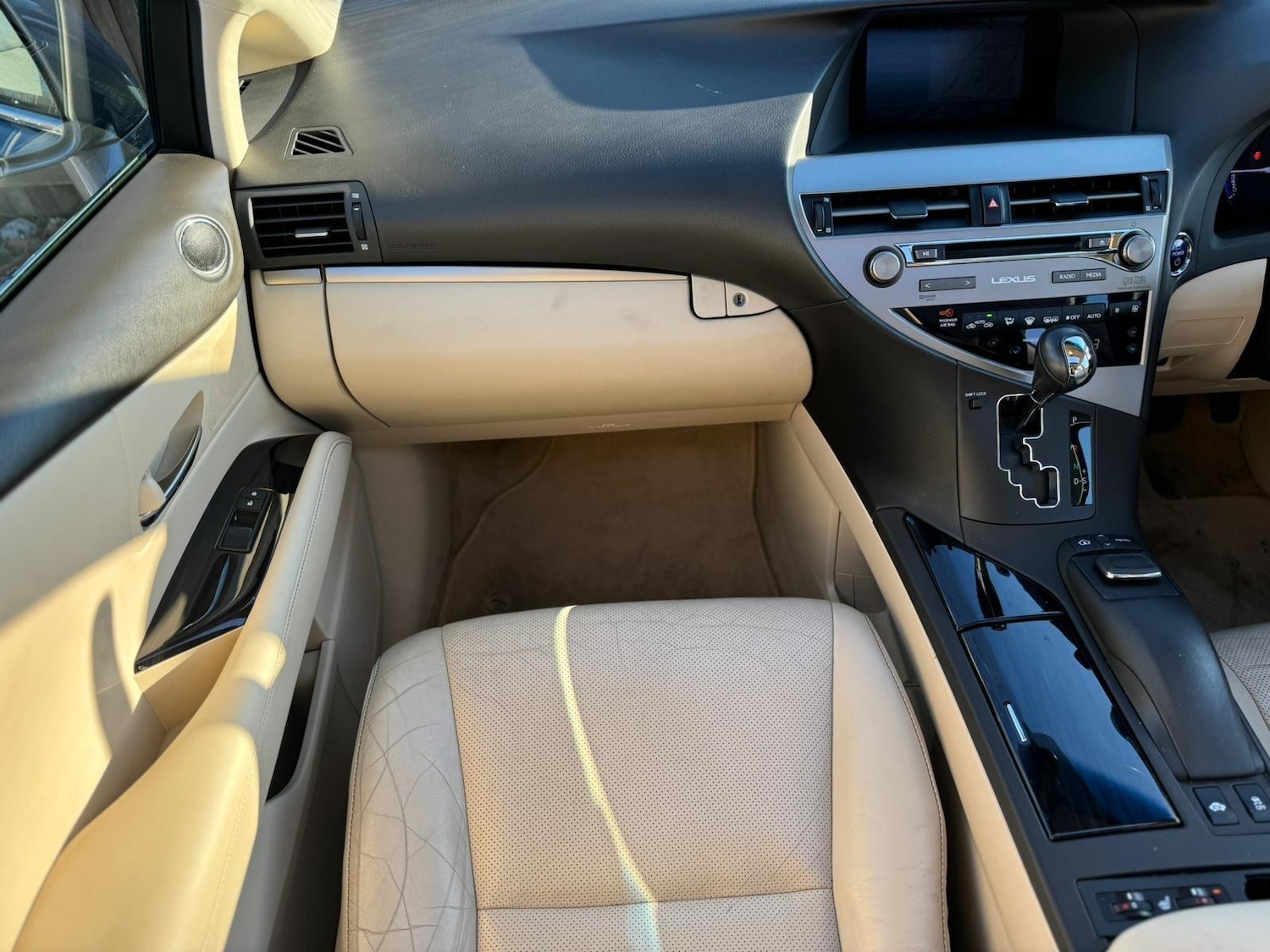 Used Lexus RX 2014 for sale - 77267097: Photo 53