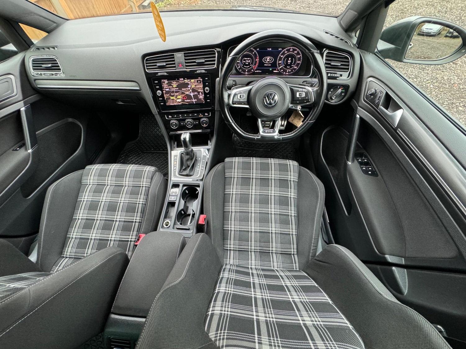 Used Volkswagen Golf 2018 for sale - 76688526: Photo 14