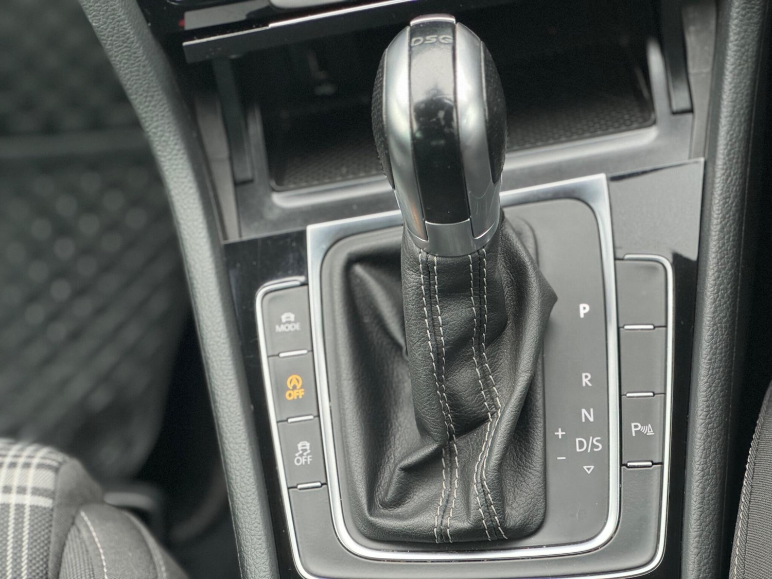 Used Volkswagen Golf 2018 for sale - 76688526: Photo 17