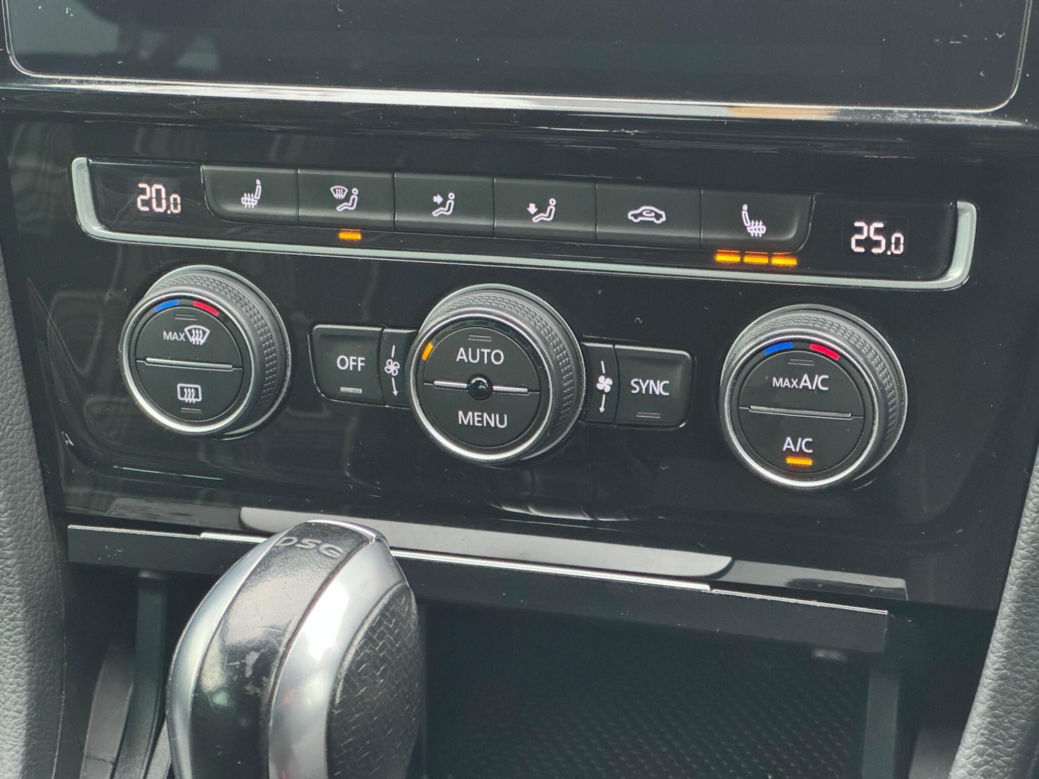 Used Volkswagen Golf 2018 for sale - 76688526: Photo 27