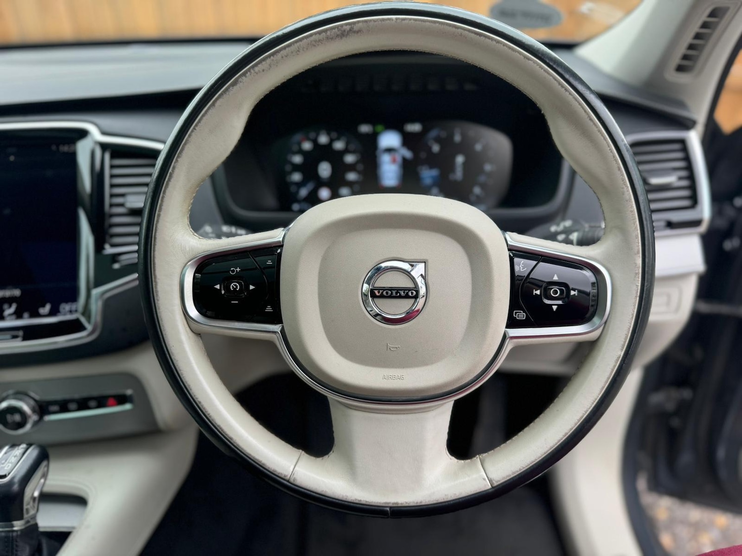 Used Volvo XC90 2016 for sale - 75977589: Photo 30