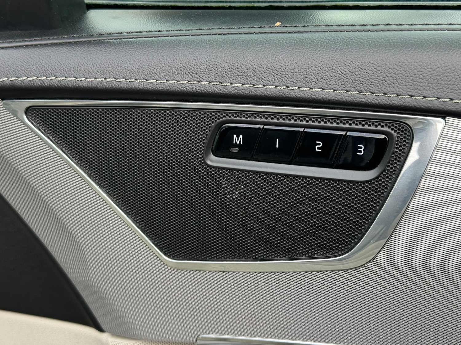 Used Volvo XC90 2016 for sale - 75977589: Photo 38