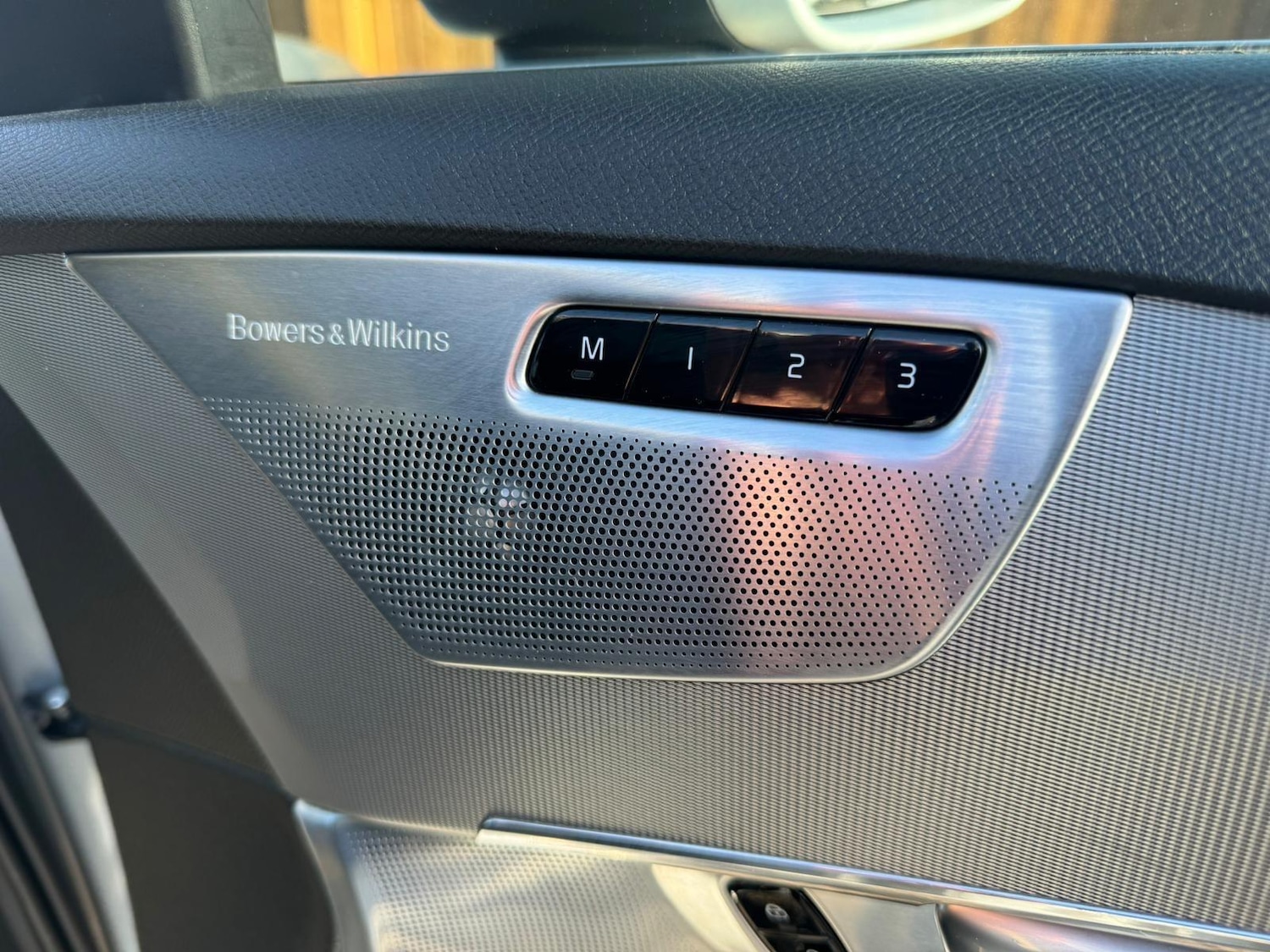 Used Volvo XC90 2017 for sale - 76607510: Photo 27