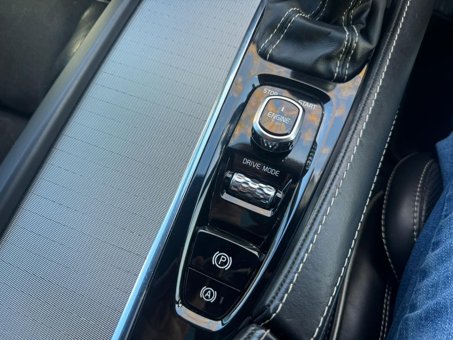 Used Volvo XC90 2017 for sale - 76607510: Photo 30