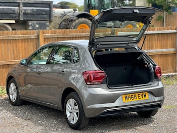 Used Volkswagen Polo 2019 for sale - 79191960: Photo
