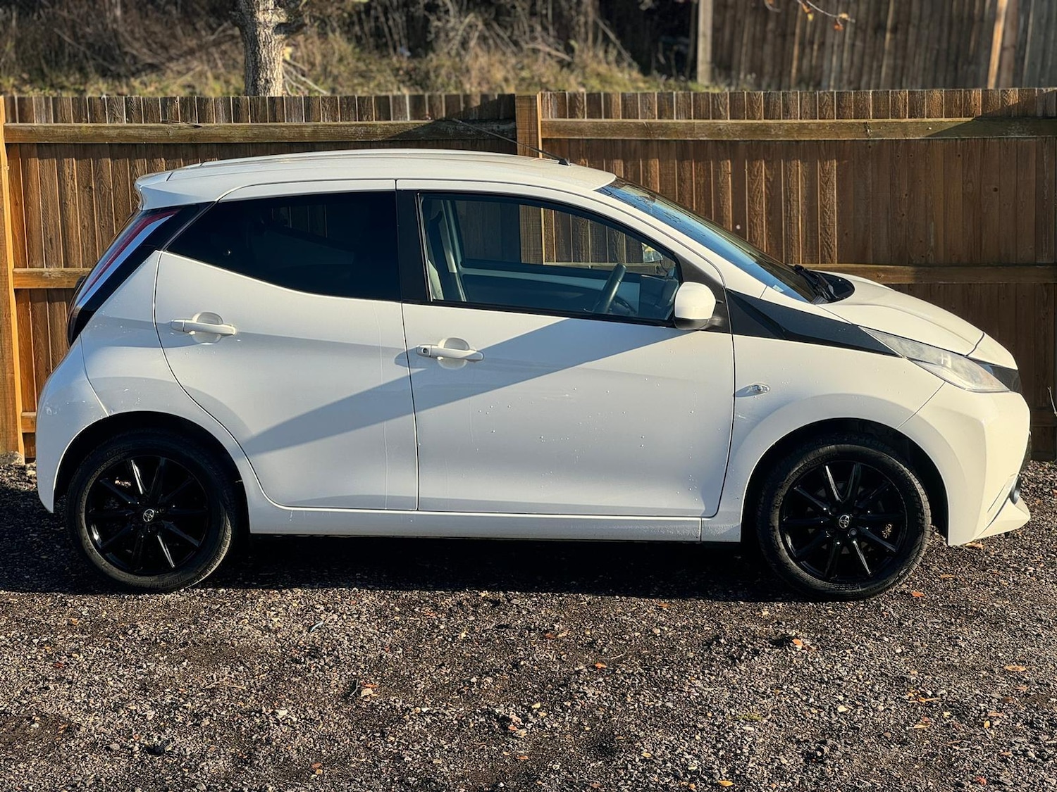 Used Toyota AYGO 2017 for sale - 76714205: Photo 10