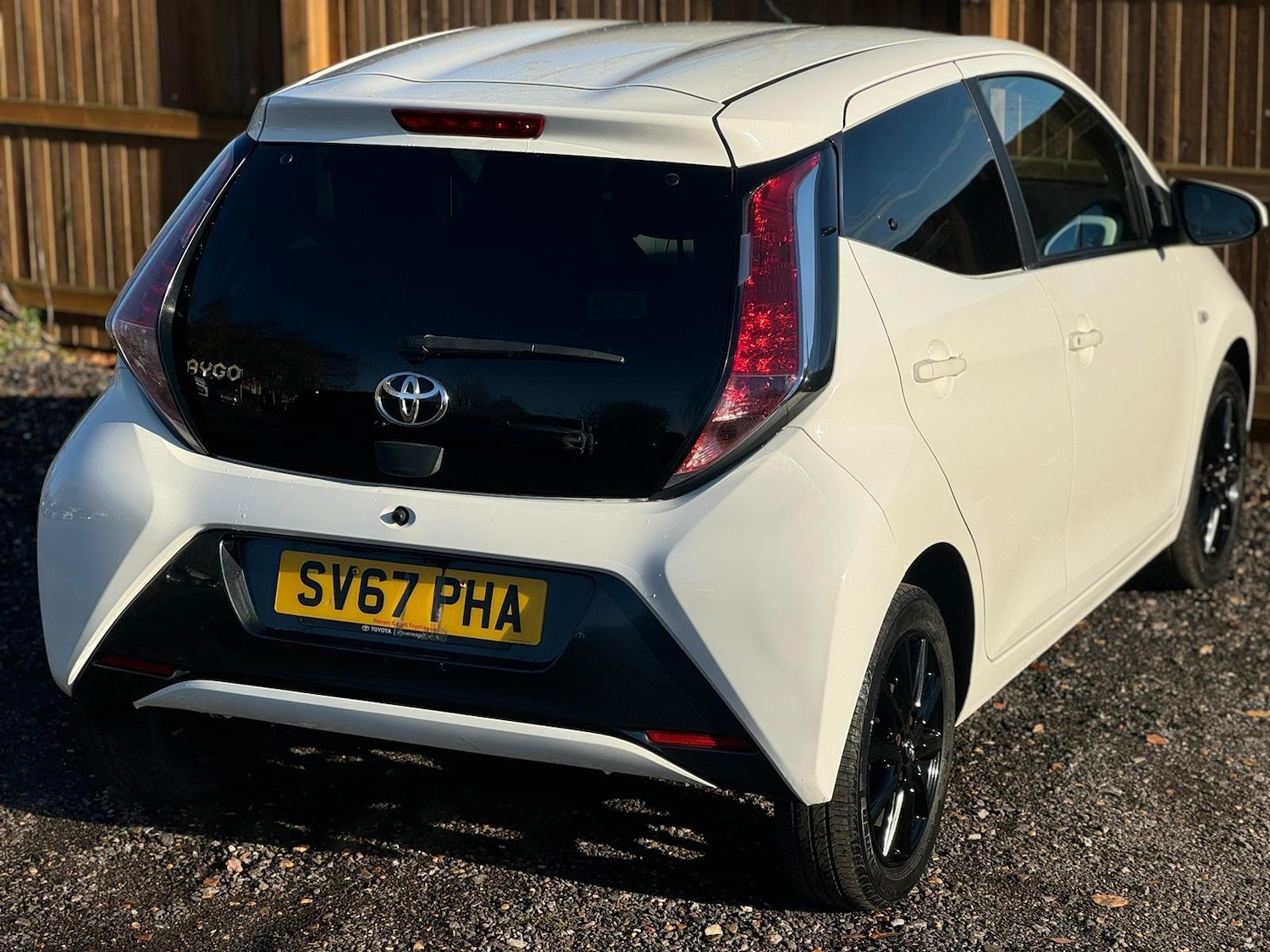 Used Toyota AYGO 2017 for sale - 76714205: Photo 11