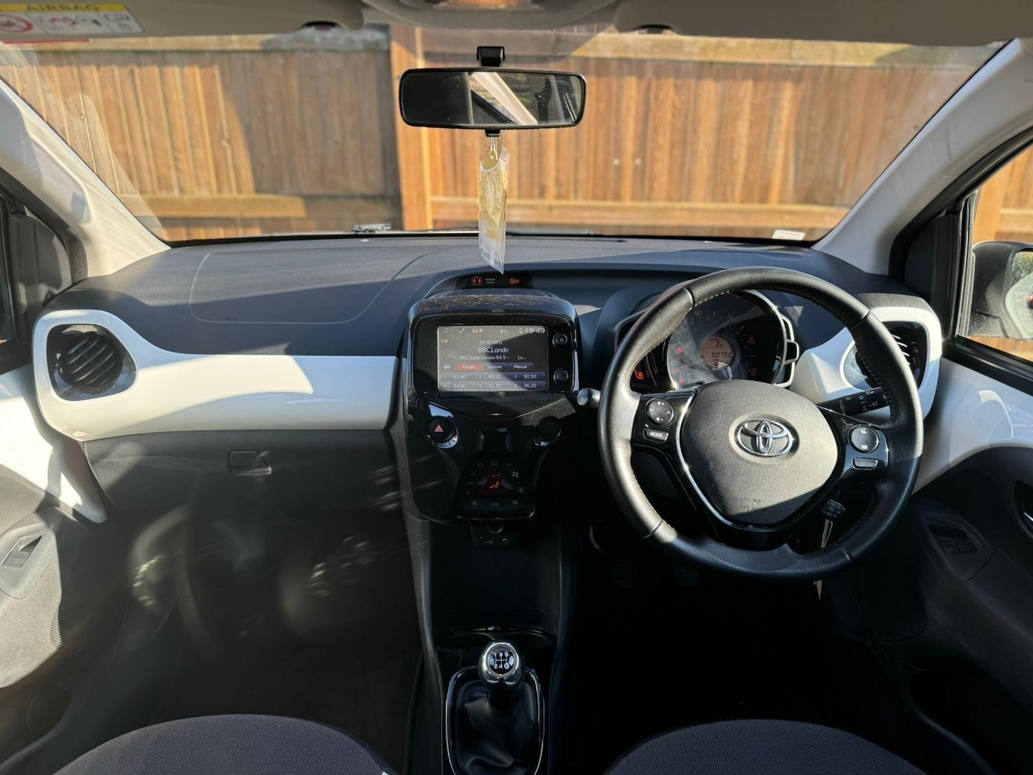 Used Toyota AYGO 2017 for sale - 76714205: Photo 12