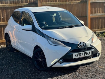 Used Toyota AYGO 2017 for sale - 76714205: Photo