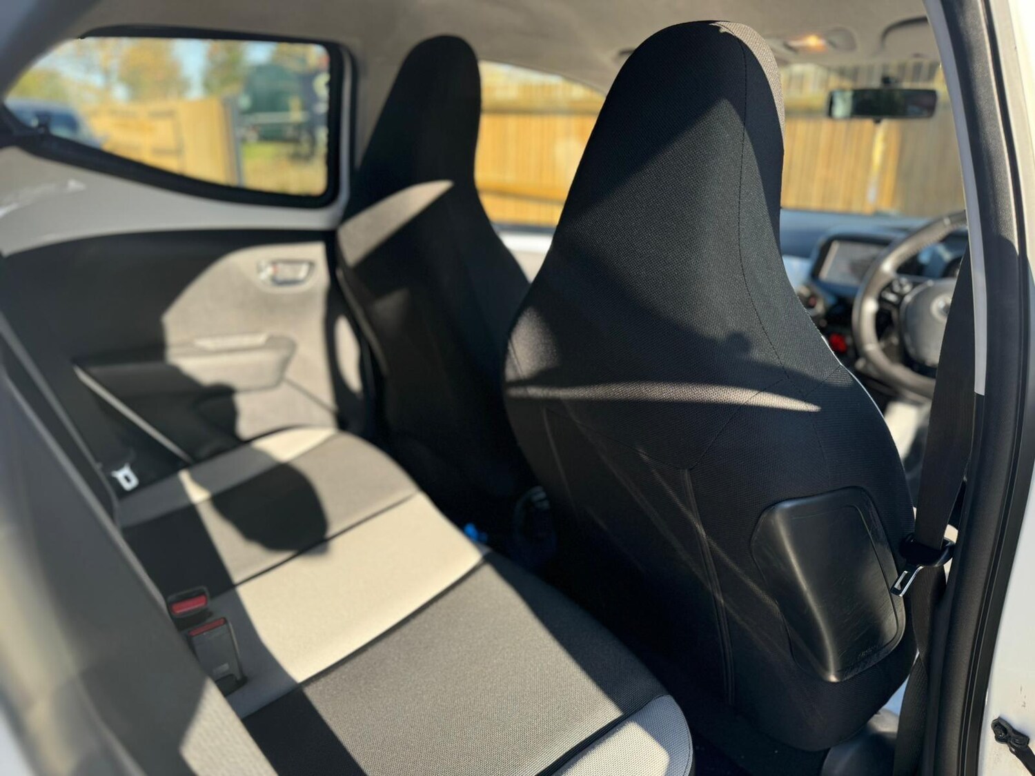 Used Toyota AYGO 2017 for sale - 76714205: Photo 22