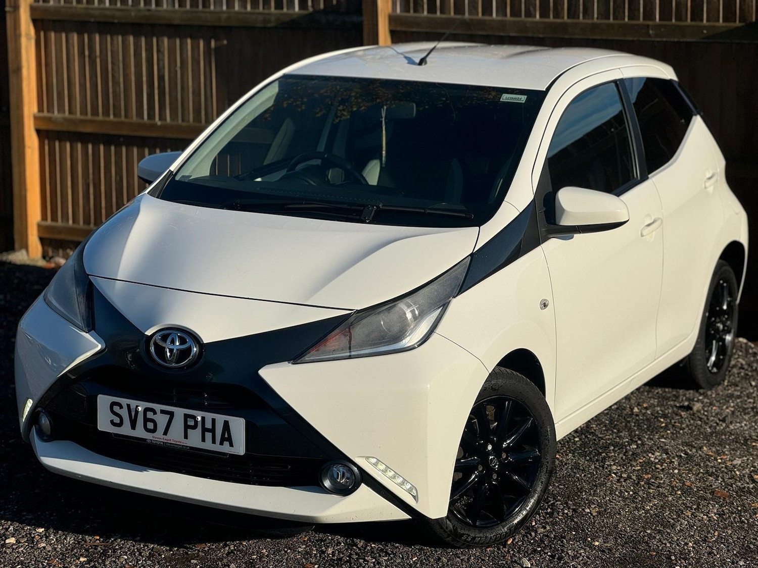 Used Toyota AYGO 2017 for sale - 76714205: Photo 3