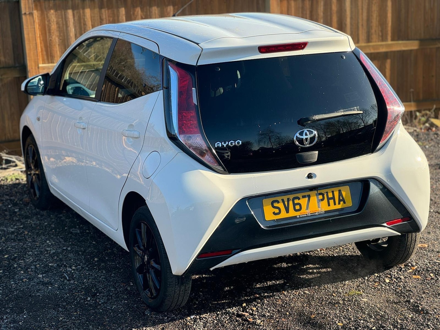 Used Toyota AYGO 2017 for sale - 76714205: Photo 4