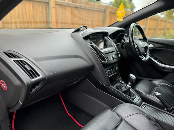 Used Ford Focus 2016 for sale - 76250916: Photo 13