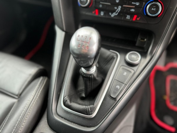 Used Ford Focus 2016 for sale - 76250916: Photo 14