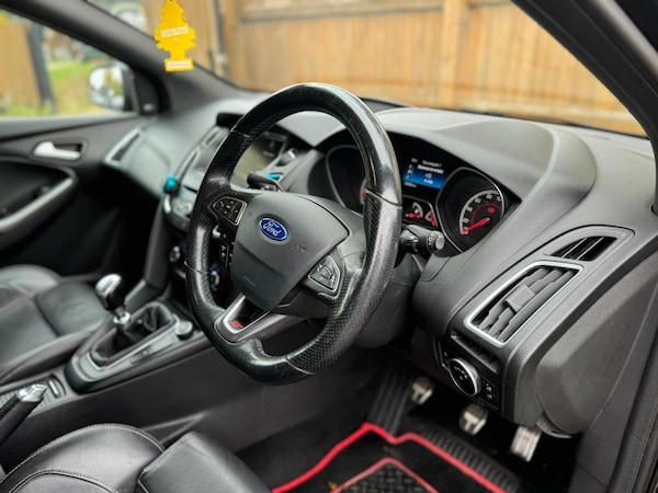 Used Ford Focus 2016 for sale - 76250916: Photo 15