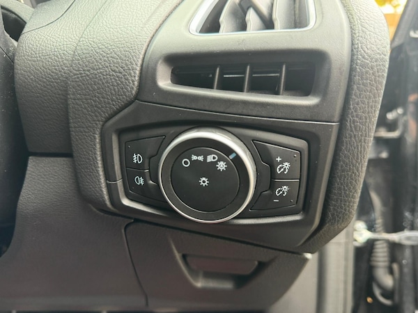 Used Ford Focus 2016 for sale - 76250916: Photo 22