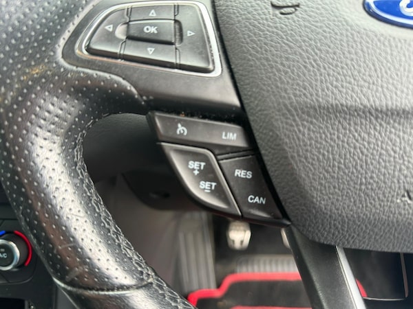 Used Ford Focus 2016 for sale - 76250916: Photo 23
