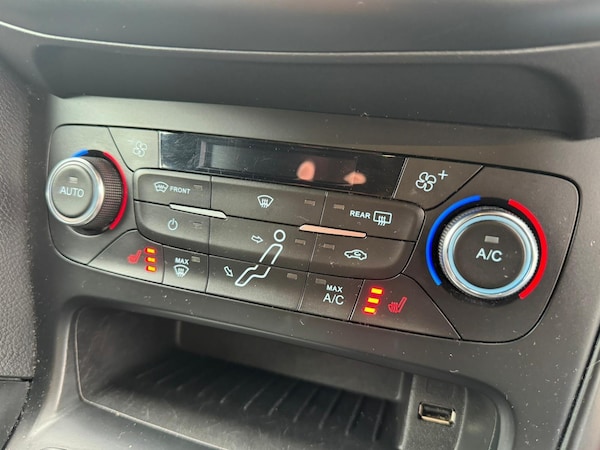 Used Ford Focus 2016 for sale - 76250916: Photo 24