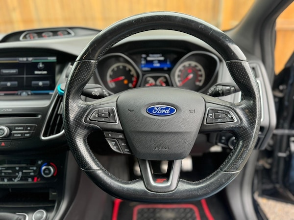 Used Ford Focus 2016 for sale - 76250916: Photo 35