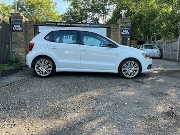 Used Volkswagen Polo 2014 for sale - 79104442: Photo