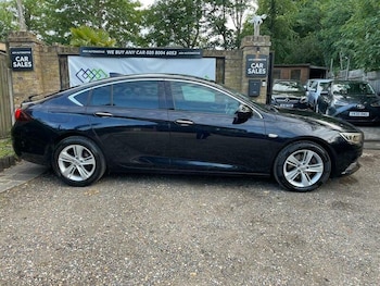 Used Vauxhall Insignia 2018 for sale - 79104457: Photo