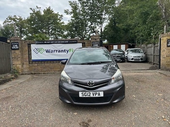 Used Toyota Yaris 2012 for sale - 79323640: Photo