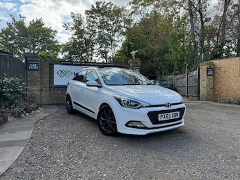 Used Hyundai i20 2015 for sale - 79563339: Photo