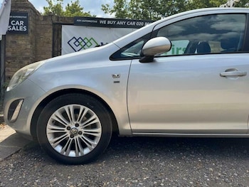 Used Vauxhall Corsa 2011 for sale - 79245852: Photo