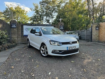 Used Volkswagen Polo 2015 for sale - 79462789: Photo