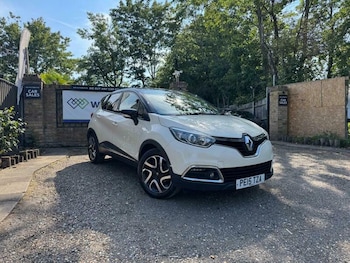 Used Renault Captur 2015 for sale - 79245850: Photo