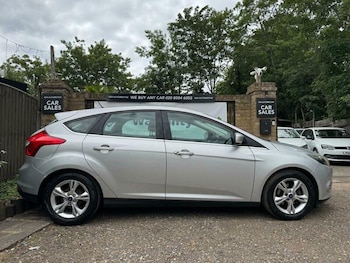 Used Ford Focus 2011 for sale - 79114577: Photo