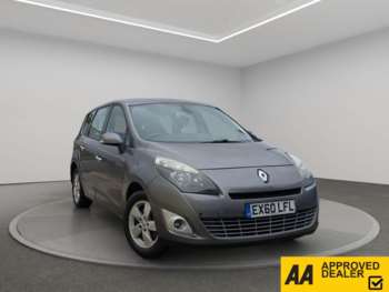 2010 (60) - 1.9 dCi Dynamique TomTom 5dr