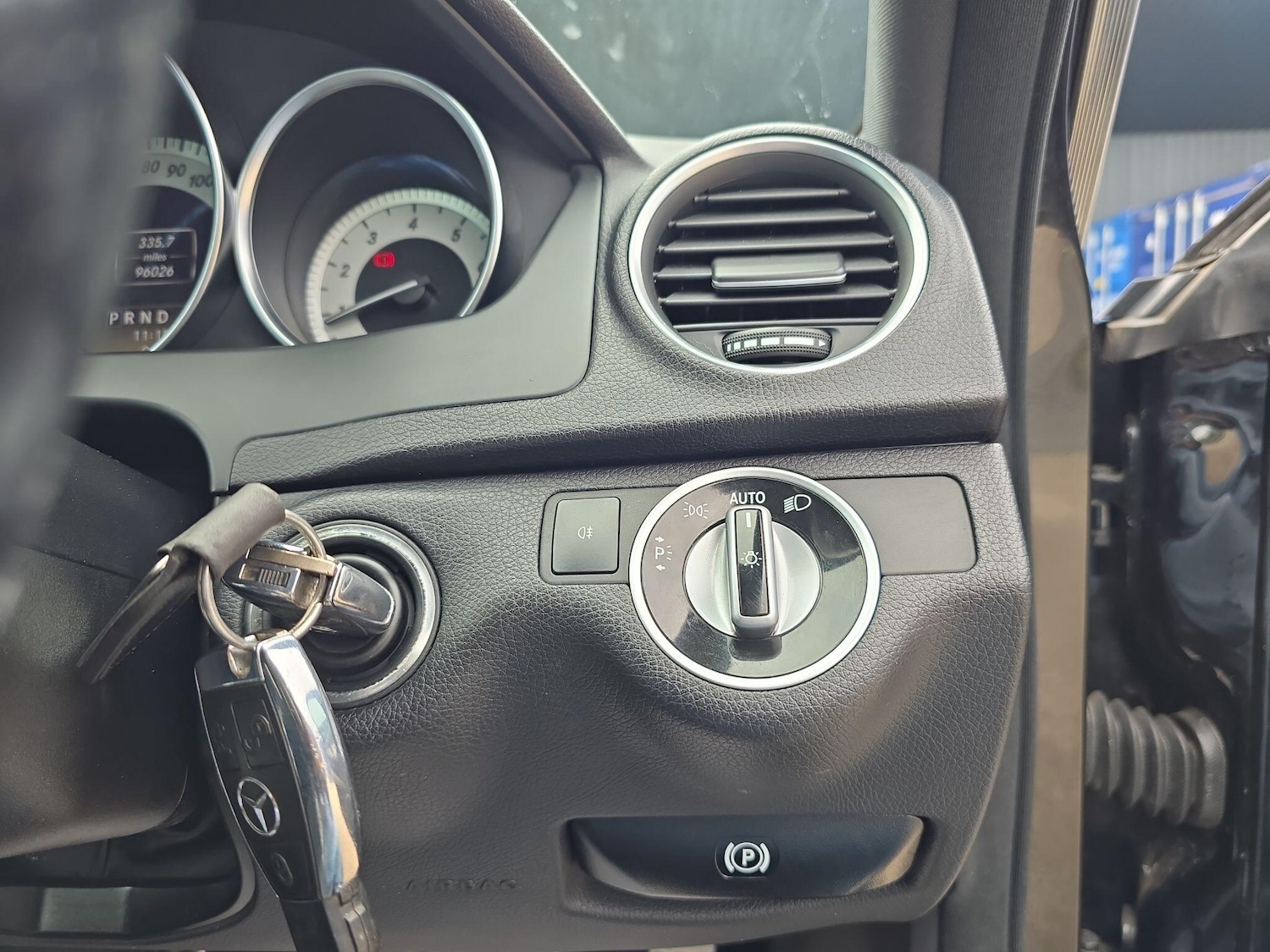 Used Mercedes-Benz C-Class 2012 for sale - 76020773: Photo 13