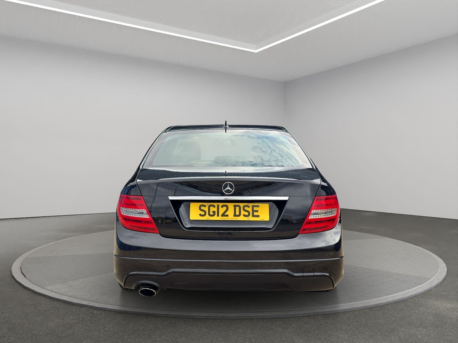 Used Mercedes-Benz C-Class 2012 for sale - 76020773: Photo 6
