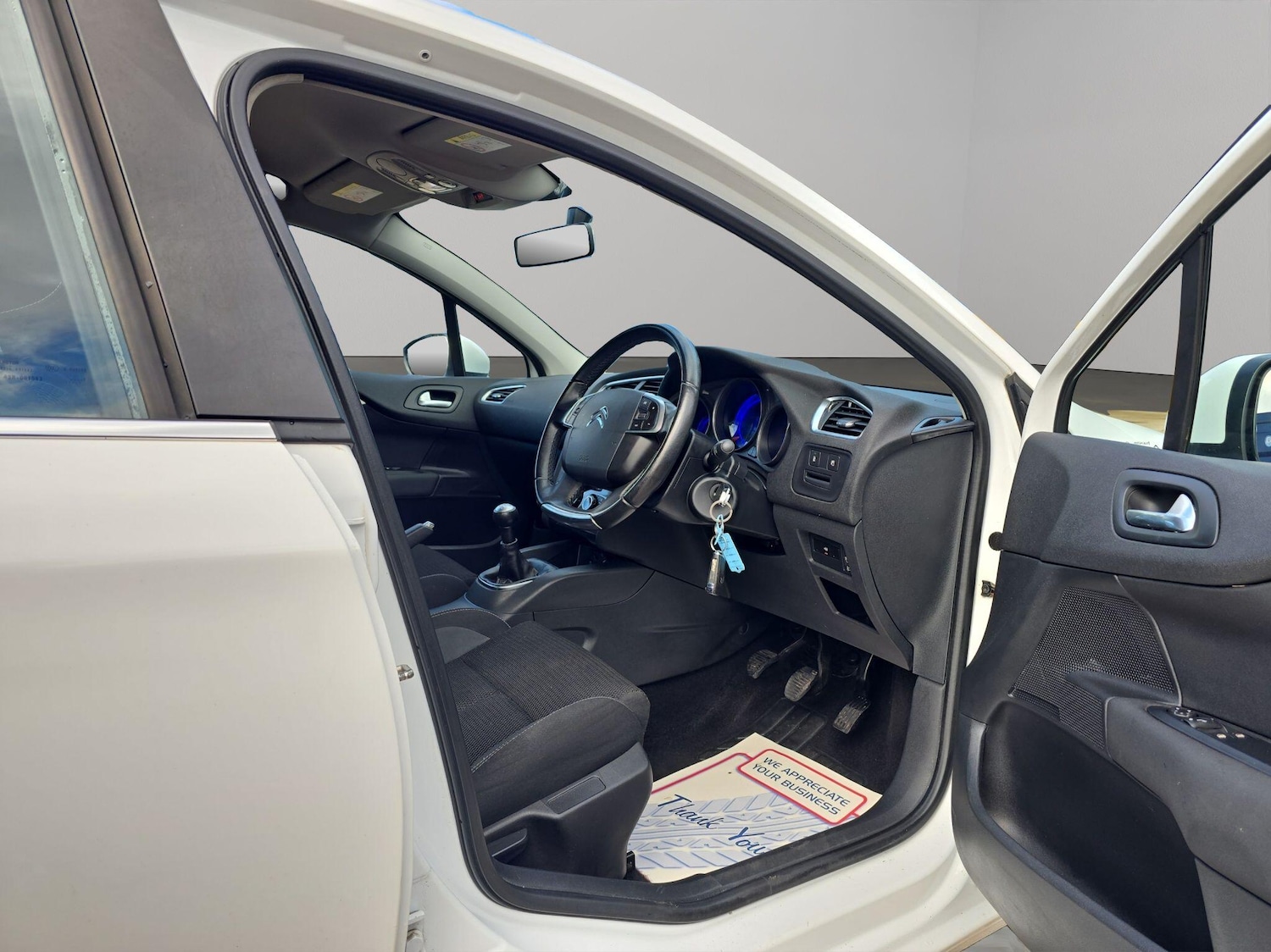 Used Citroen C4 2016 for sale - 76349203: Photo 28