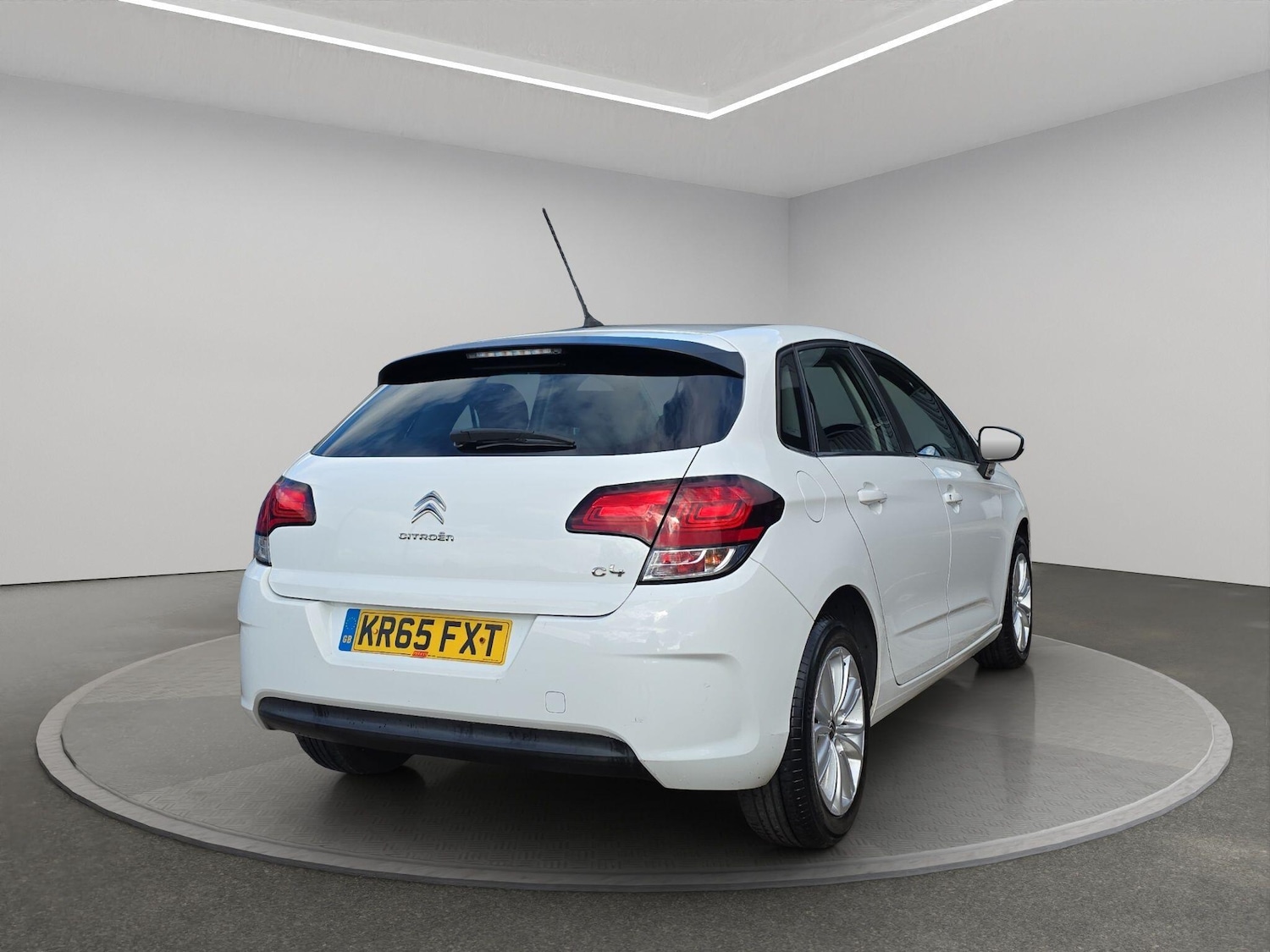 Used Citroen C4 2016 for sale - 76349203: Photo 8