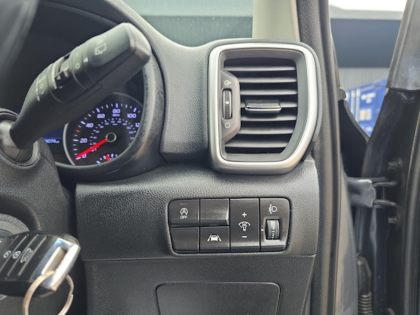 Used Kia Sportage 2018 for sale - 76188909: Photo 17