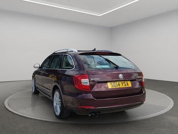 Used Skoda Superb 2014 for sale - 75478294: Photo
