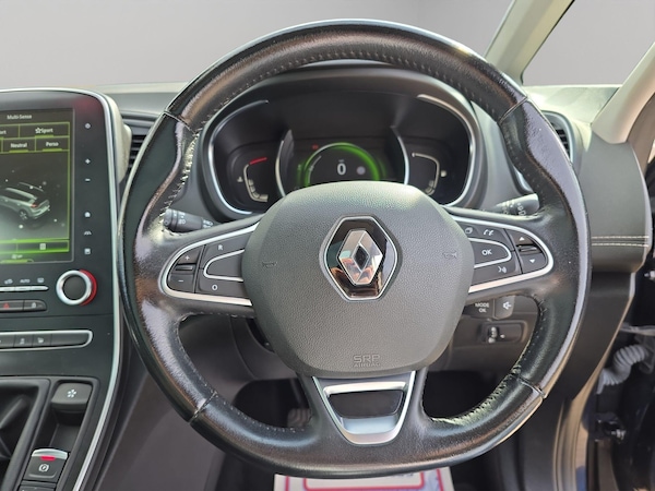 Used Renault Grand Scenic 2017 for sale - 76251472: Photo 21
