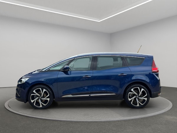 Used Renault Grand Scenic 2017 for sale - 76251472: Photo 5