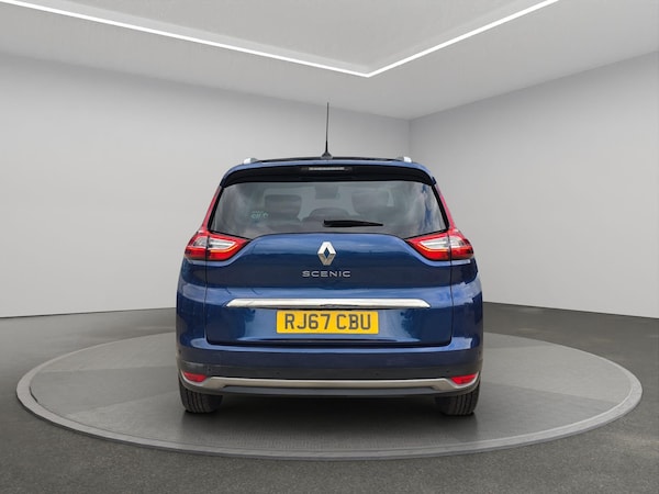 Used Renault Grand Scenic 2017 for sale - 76251472: Photo 6