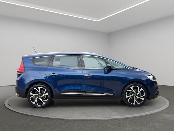Used Renault Grand Scenic 2017 for sale - 76251472: Photo 7