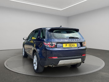 Used Land Rover Discovery Sport 2015 for sale - 75478607: Photo