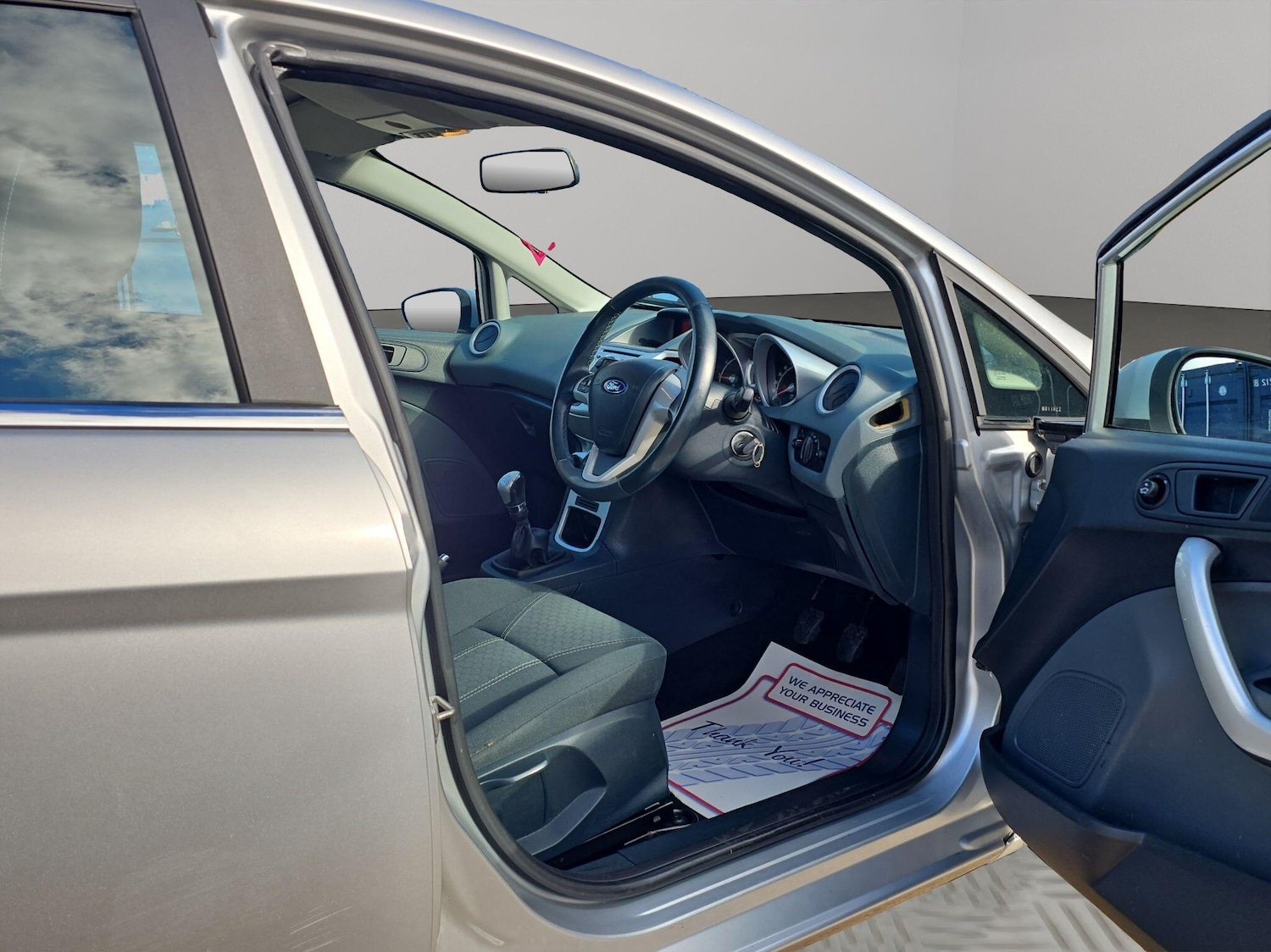 Used Ford Fiesta 2011 for sale - 76318026: Photo 14