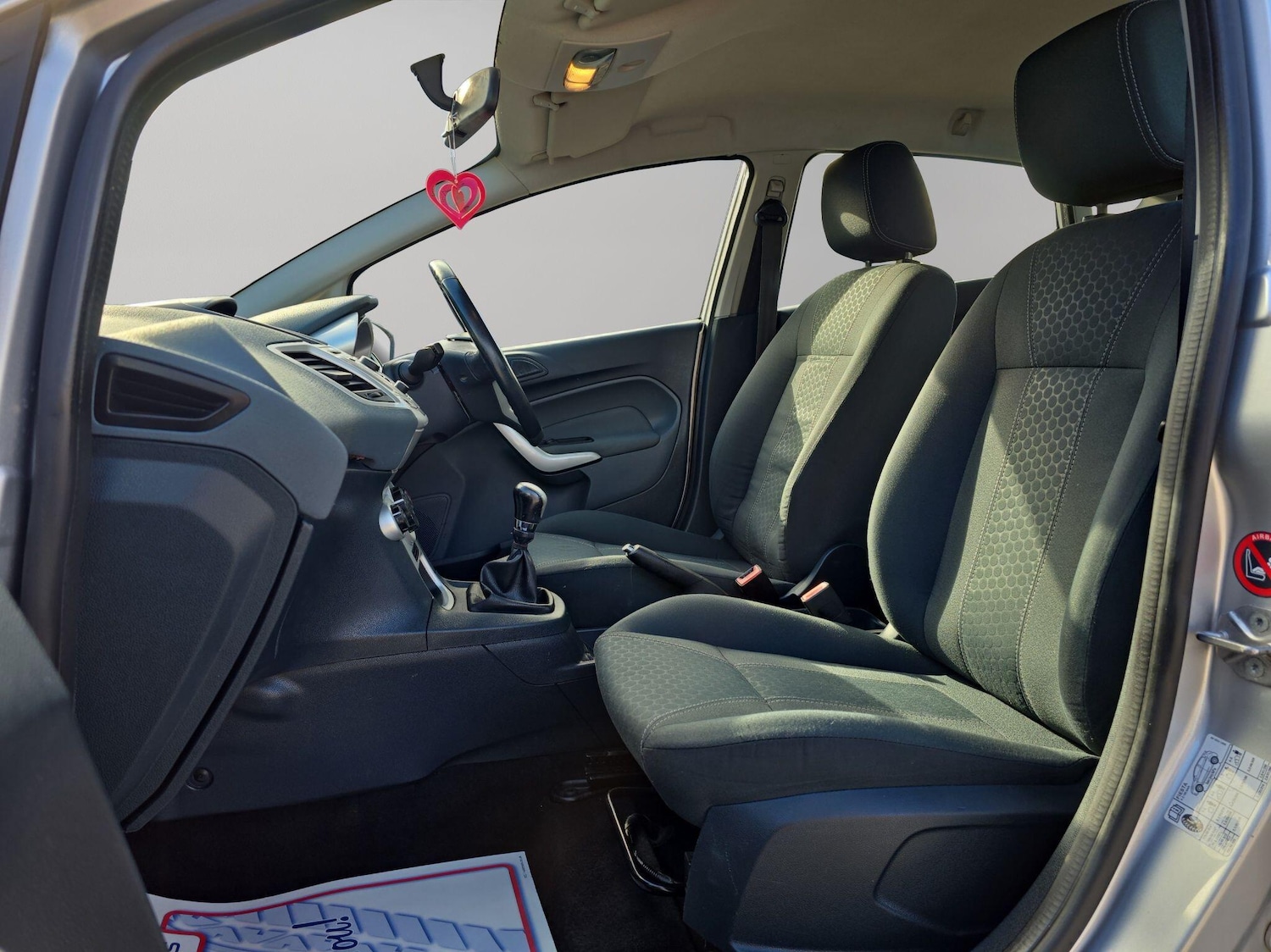 Used Ford Fiesta 2011 for sale - 76318026: Photo 21